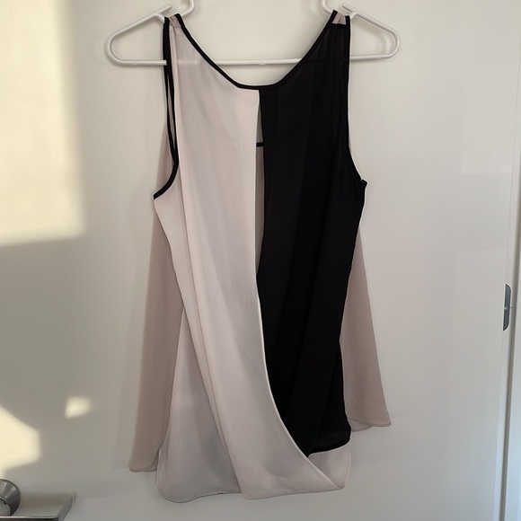 Express criss cross top - Picture 2 of 3